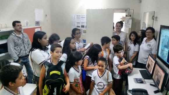 alunos_visitam_stttp